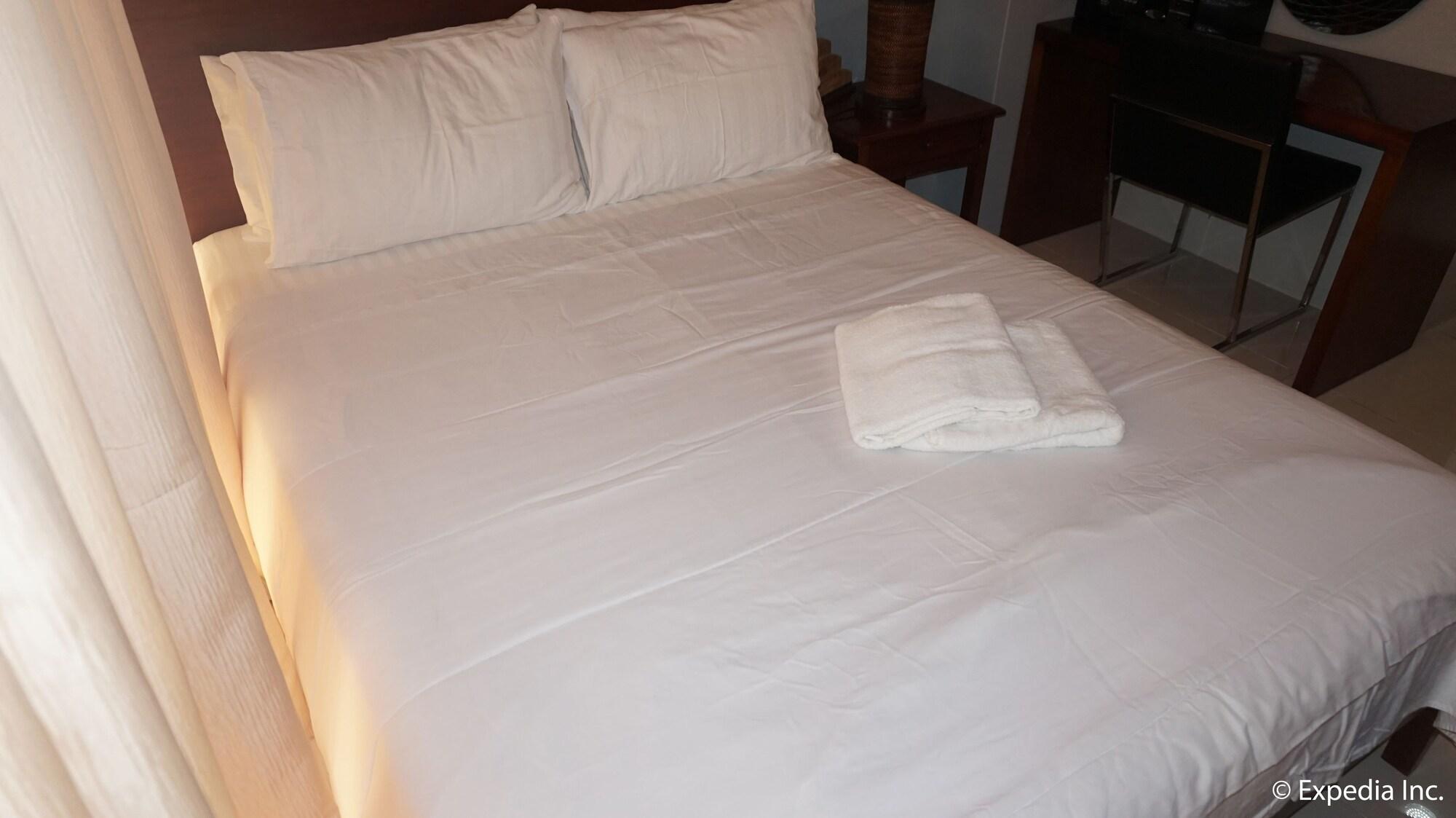 Pacific Park Hotel Quezon City Eksteriør billede
