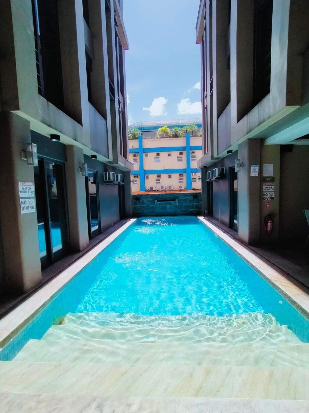 Pacific Park Hotel Quezon City Eksteriør billede