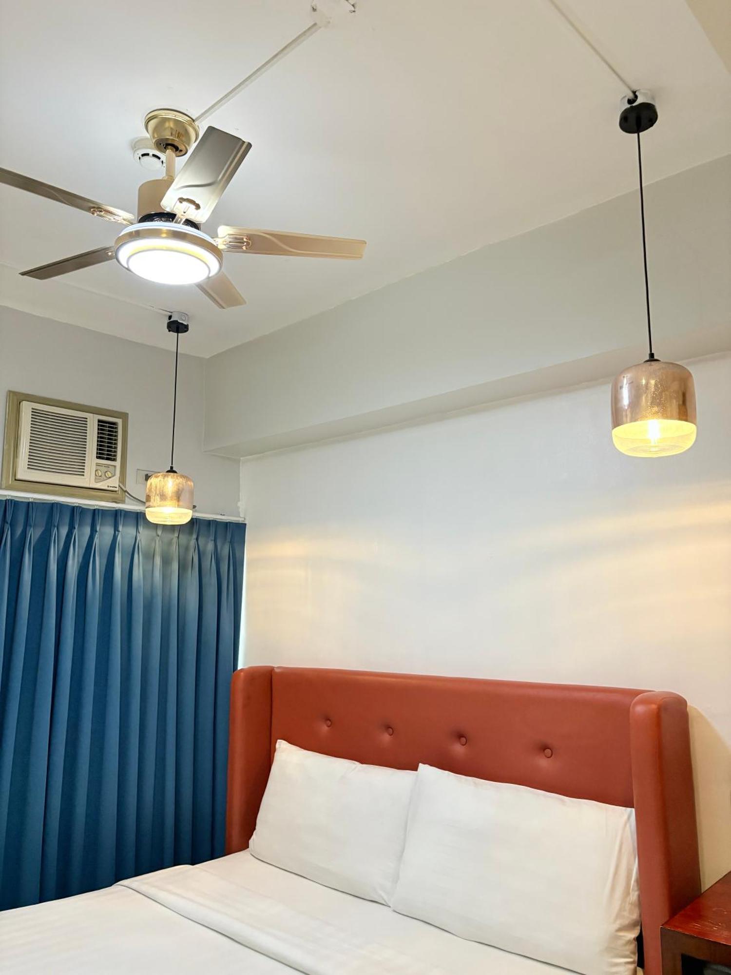 Pacific Park Hotel Quezon City Eksteriør billede