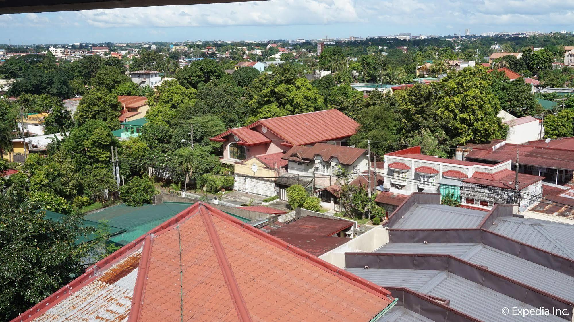 Pacific Park Hotel Quezon City Eksteriør billede